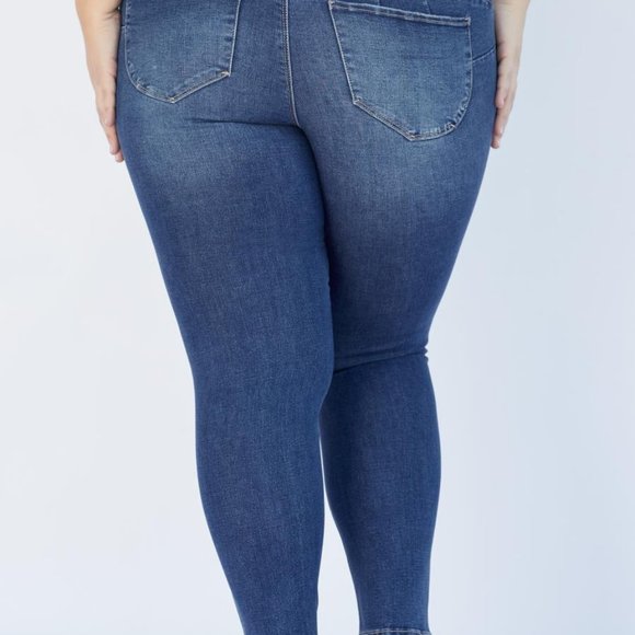 WannaBettaButt Plus size Women's  3 Button Up Sexy Jeans Dark Blue Plus 24 NWT! - Picture 4 of 10